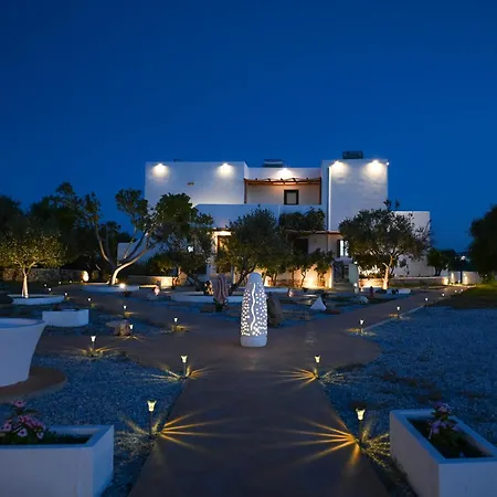 Fantasy Guest house Adamantas (Milos)