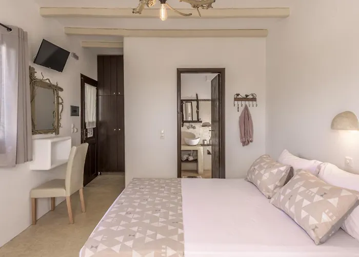 Fantasy 4* Adamantas (Milos)