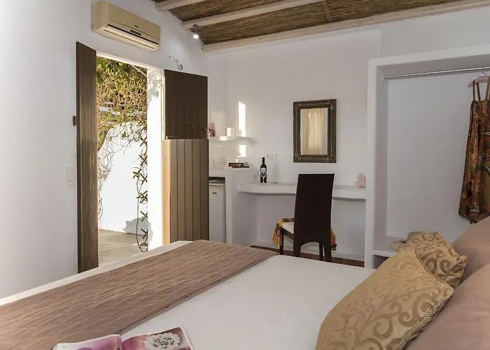 Fantasy 4* Adamantas (Milos)