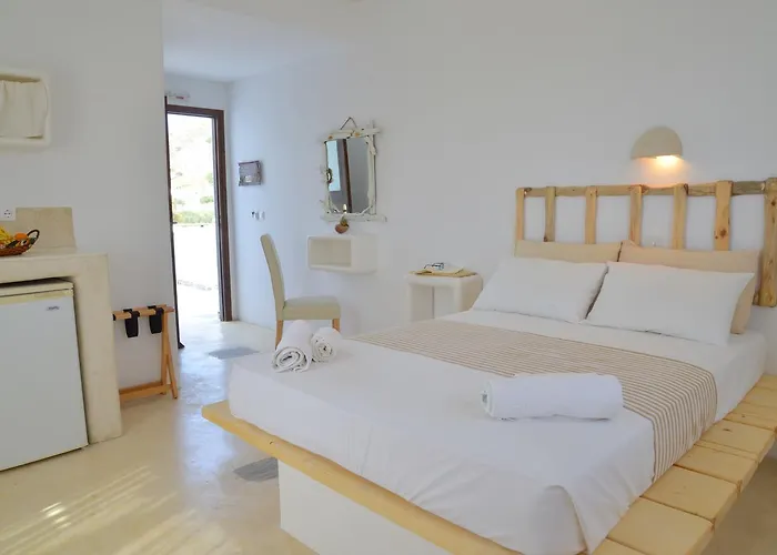 Fantasy 4* Adamantas (Milos)